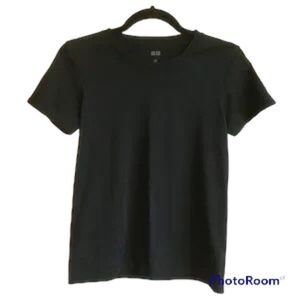 DONATING SOON Uniqlo Dry Ex Black T-shirt Size XS Breathable Athletic Shirt